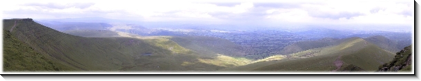 View from Pen y Fan, 886m, 2004x360 pixels (76.7K)