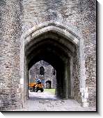 Caerphilly Castle, 457x529 pixels (80.2K)